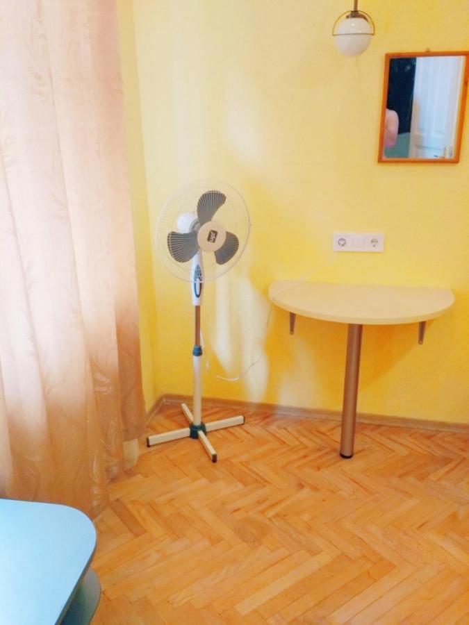 Lviv Appartment On Yaroslava Mudrogo 14 エクステリア 写真